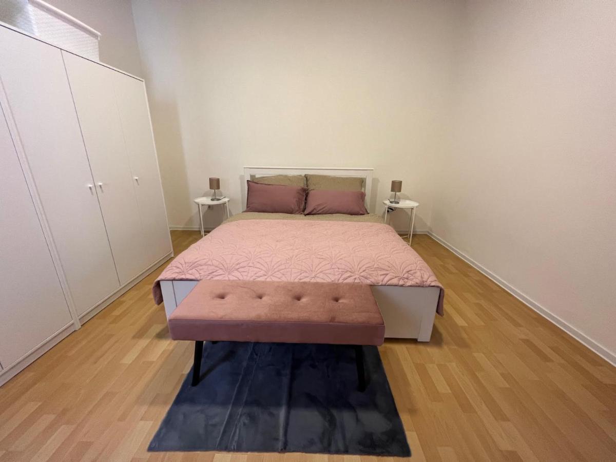 Shelby Apartment Košice Esterno foto